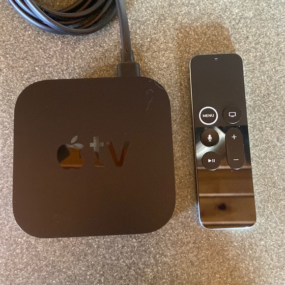 Apple TV 4K - 32 GB - Picture 1 of 2